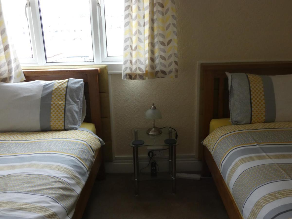 White Rose Hotel Уиндермер Екстериор снимка