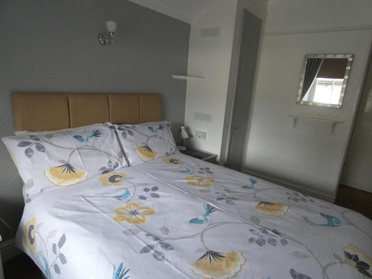White Rose Hotel Уиндермер Екстериор снимка