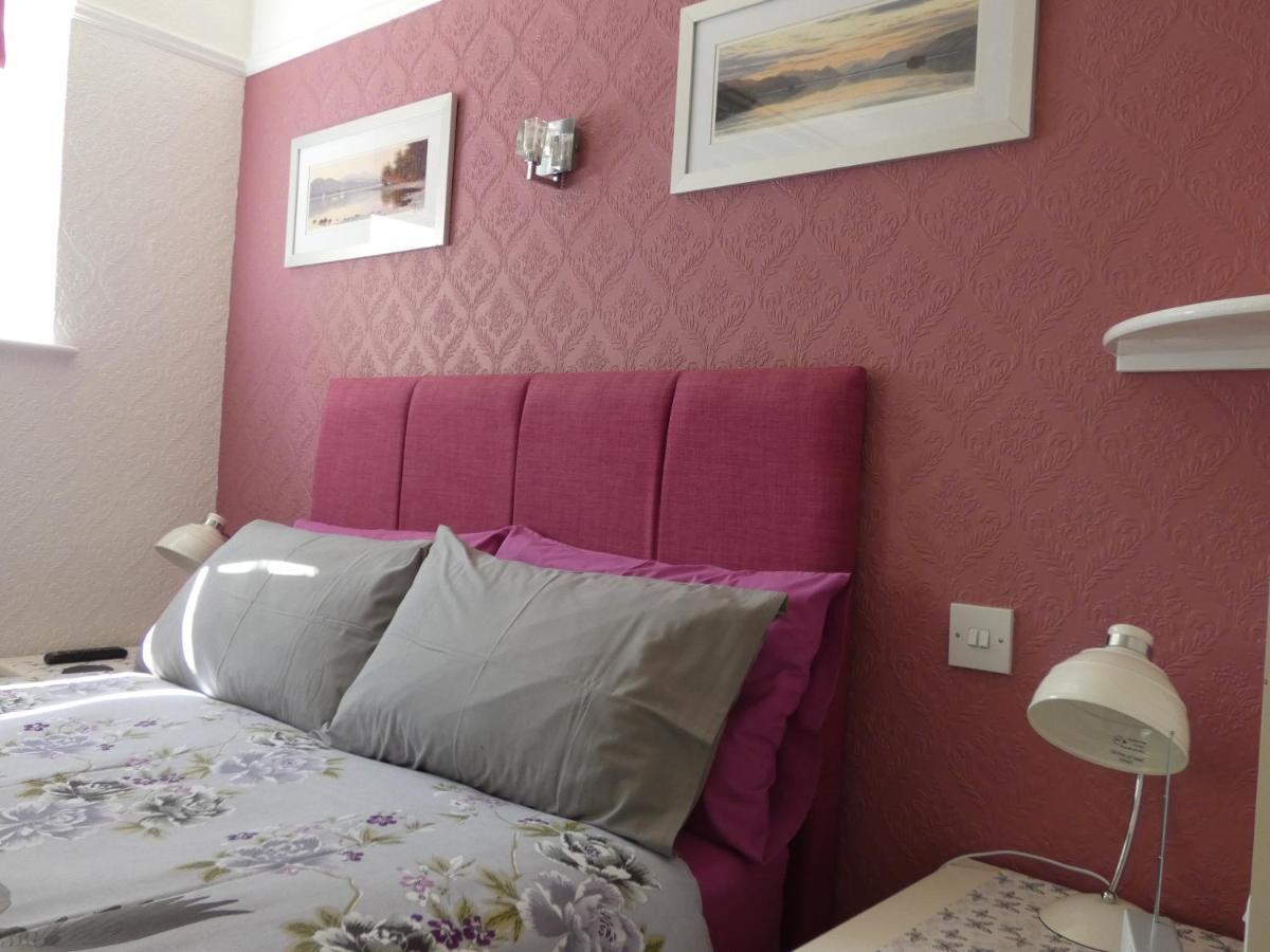 White Rose Hotel Уиндермер Екстериор снимка