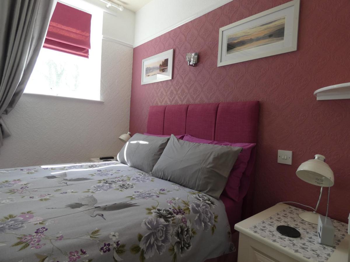 White Rose Hotel Уиндермер Екстериор снимка