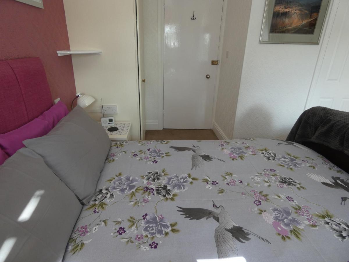 White Rose Hotel Уиндермер Екстериор снимка