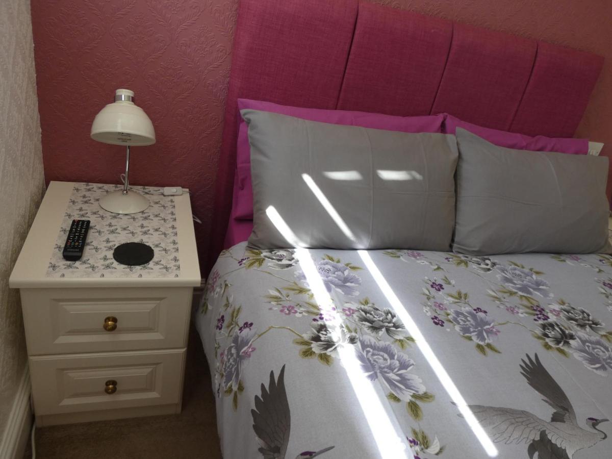 White Rose Hotel Уиндермер Екстериор снимка